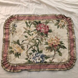 Jane Wilner Designs set of 2 standard pillow shams Hillhouse jacquard floral